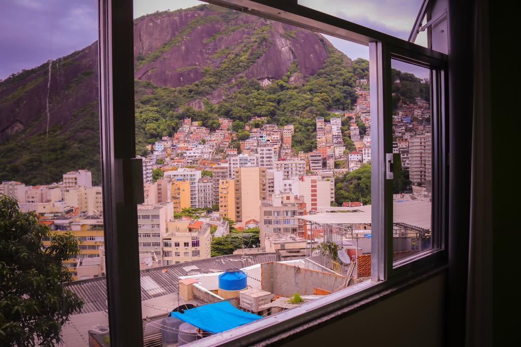 Walk On The Favela Hostel Rio de Janeiro Bagian luar foto