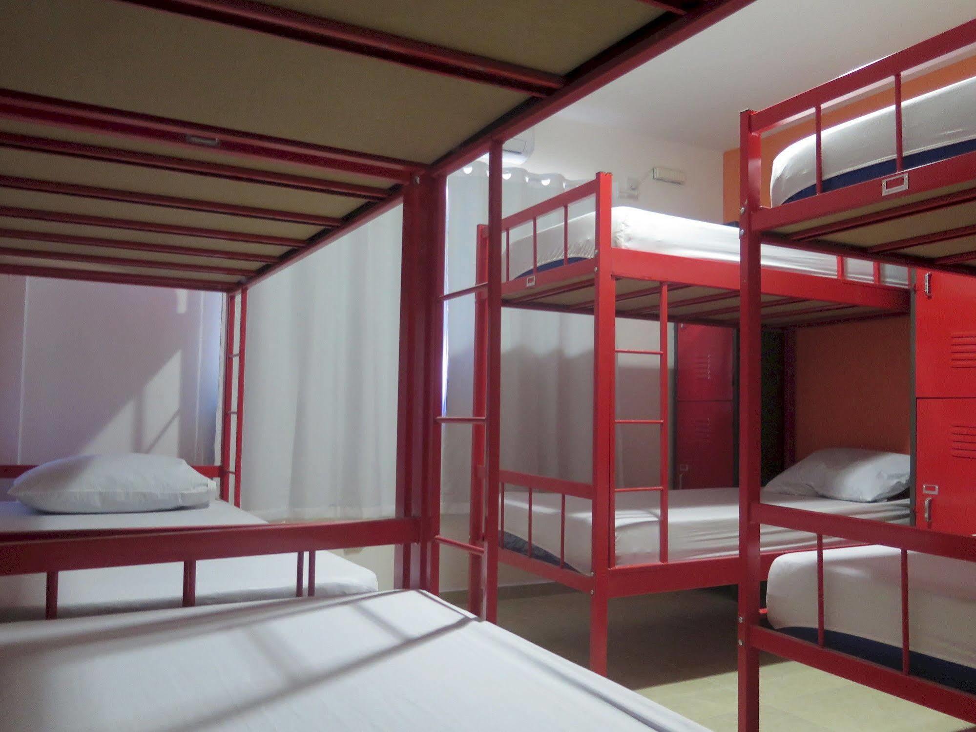 Walk On The Favela Hostel Rio de Janeiro Bagian luar foto