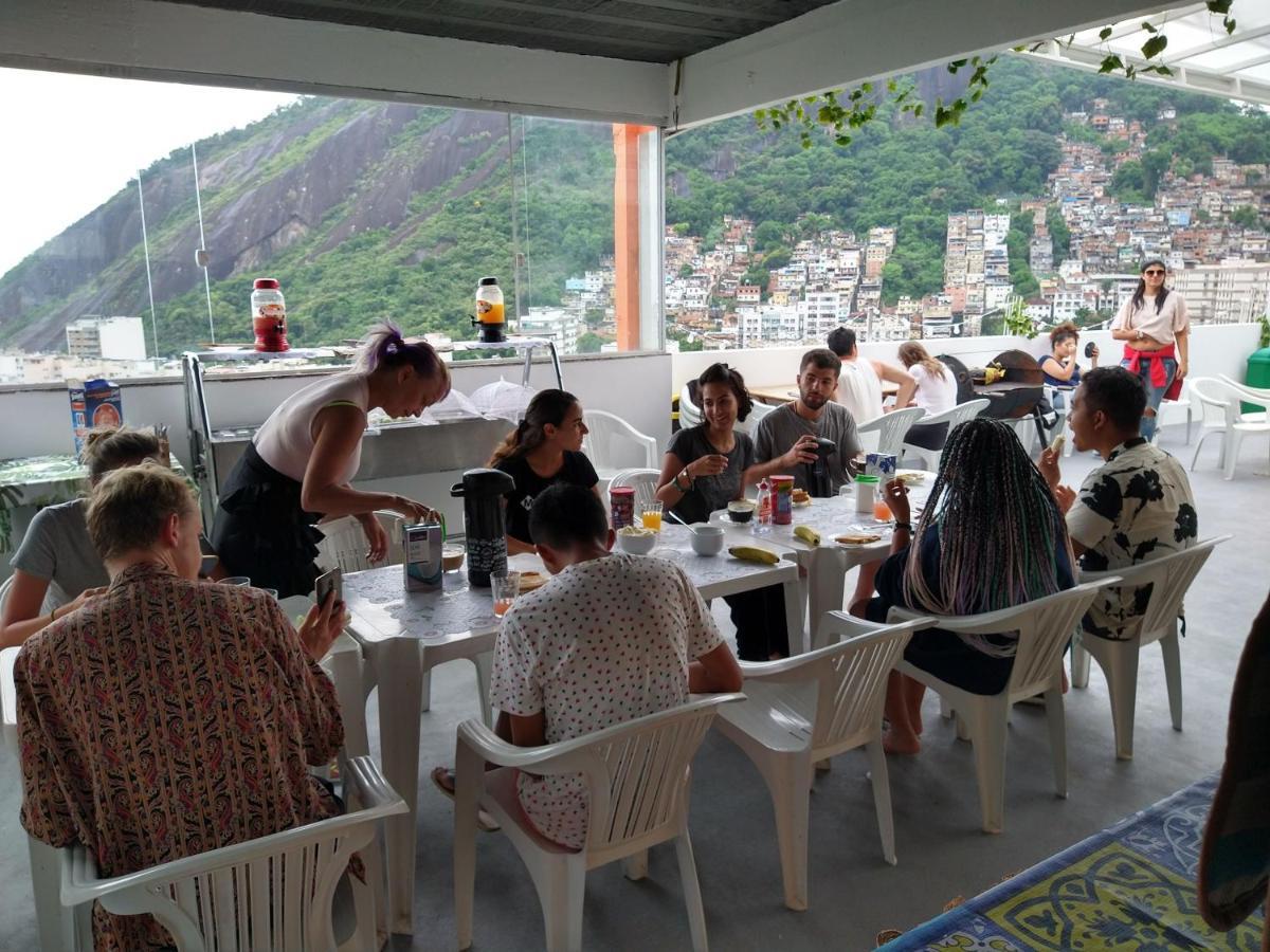 Walk On The Favela Hostel Rio de Janeiro Bagian luar foto